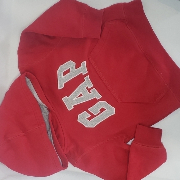 𝅺5/$30 GAP Hooded Logo Sweatshirt + CANADIANA Canada Crewneck - Picture 3 of 4